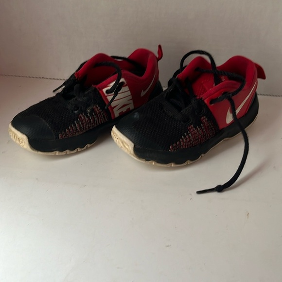 11.5C Nike shoes - Picture 1 of 7